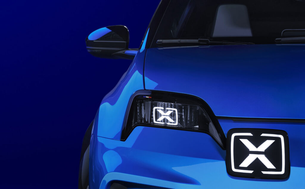 A290 חתימת תאורה ייחודית של ALPINE